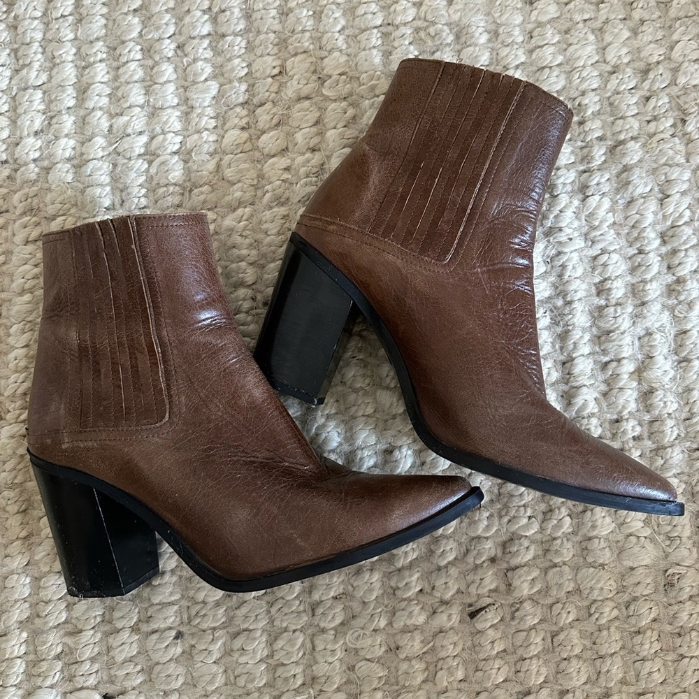 Zara Western Boots in Brown